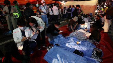 Най малко 59 души са загинали а над 150 са пострадали