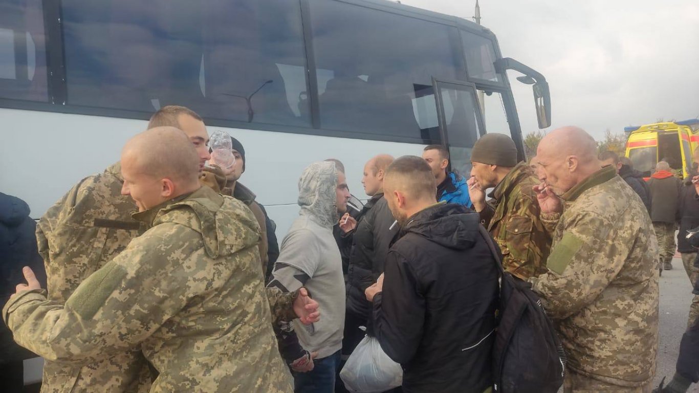 Москва и Киев размениха десетки пленници, електроснабдяването в Украйна се възстановява