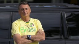 Бразилската полиция е обвинила бившия президент Болсонаро за пране на пари и криминални връзки