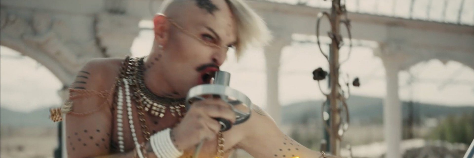 Иво Димчев представя "Еротична звезда"