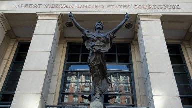 Жена с няколко деца от американския щат Канзас ръководила женски