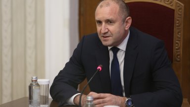 На 7 и 8 ноември 2022 г държавният глава Румен