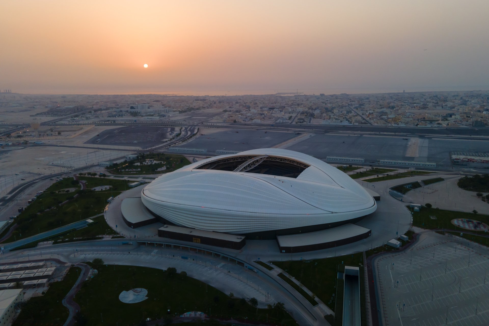 Стадион "Ал Джануб", капацитет 40 000