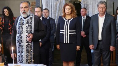 Човешки ръце а не природата се опитват да заличат паметта