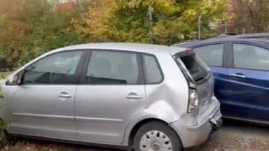 Пиян шофьор без книжка удари 6 паркирани автомобила в София