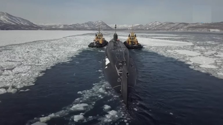 Нова стратегическа атомна подводница в руския флот - К-553 "Генералисимус Суворов"