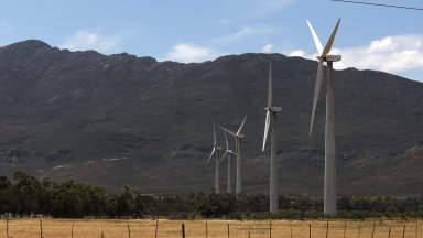 ЕС тихо работи върху забраната за китайски вятърни турбини