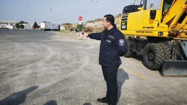 Турски износители на храни се оплакват от България - дълго чакали на границата