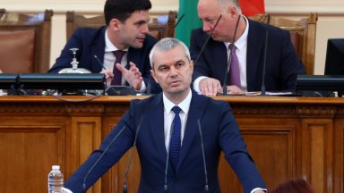 В декларация от трибуната Възраждане настоя парламентът да коригира Плана