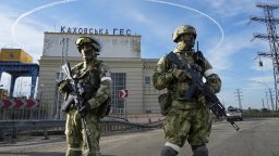 Назначените от Русия власти обявиха евакуация от източния бряг на Днепър