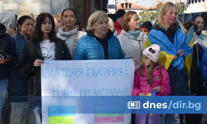 Украинските бежанци отново протестират мирно в Слънчев бряг, Варна, Кранево,