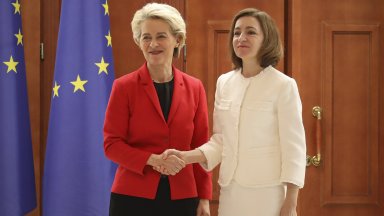 Председателят на Европейската комисия Урсула фон дер Лайен обяви финансов