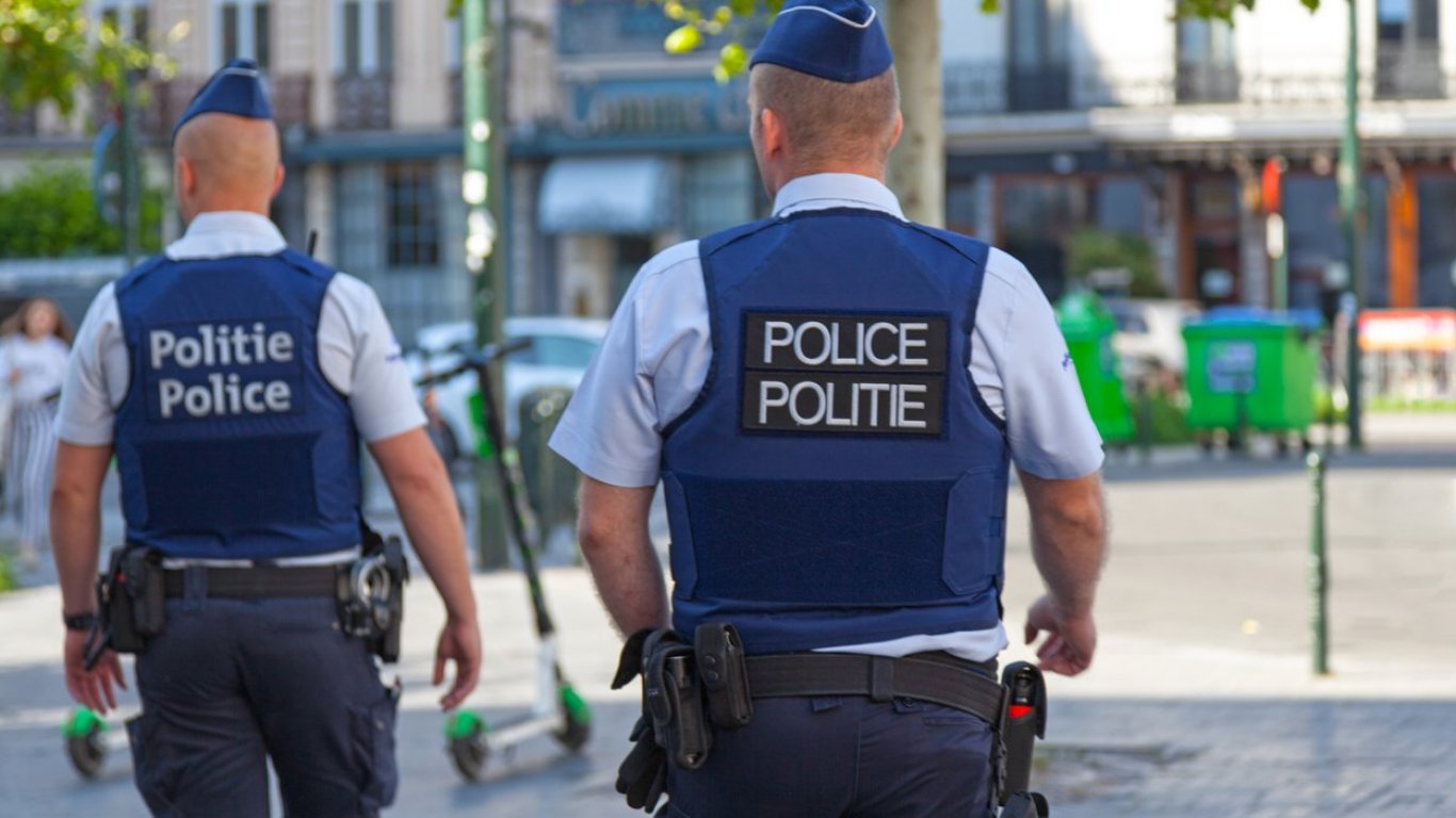 Белгийски полицай намушкан до смърт в Брюксел, съмнения за терористичен акт 