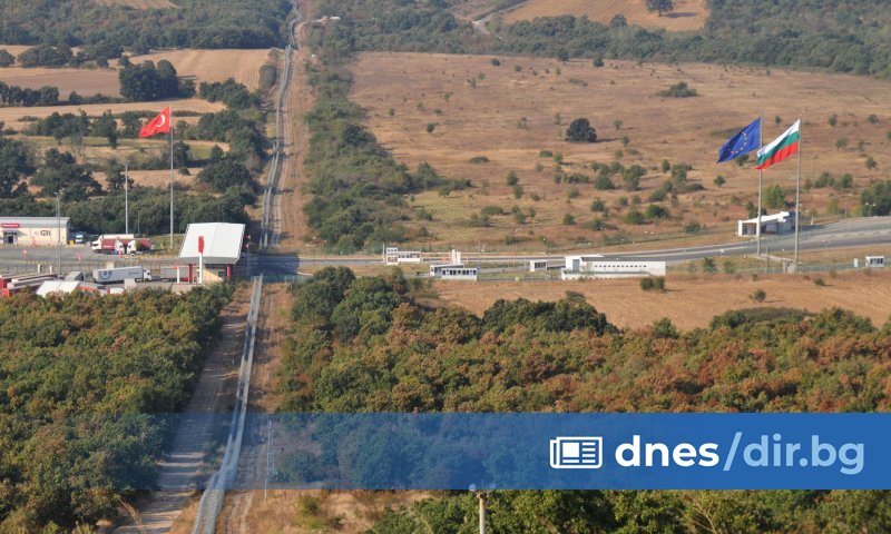 Мигрантският натиск е безпрецедентен, това го казваме не само ние