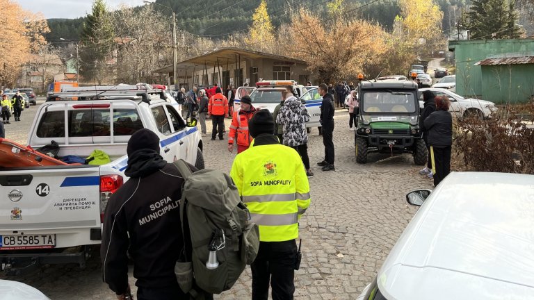 Вой на сирени и викове на надежда: Издирването на Сашко от първо лице (снимки)