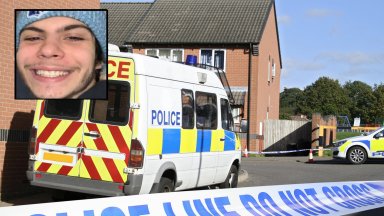 18 годишният Алфи Кибъл и 17 годишното момче намушкало Стоянов са получили