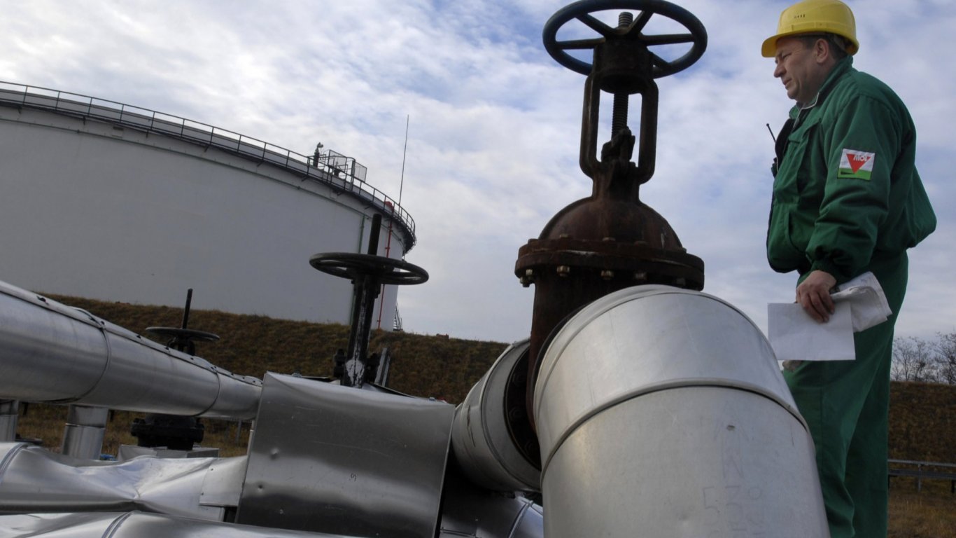 Казахстан ще достави 300 000 тона суров петрол на Германия през първото тримесечие