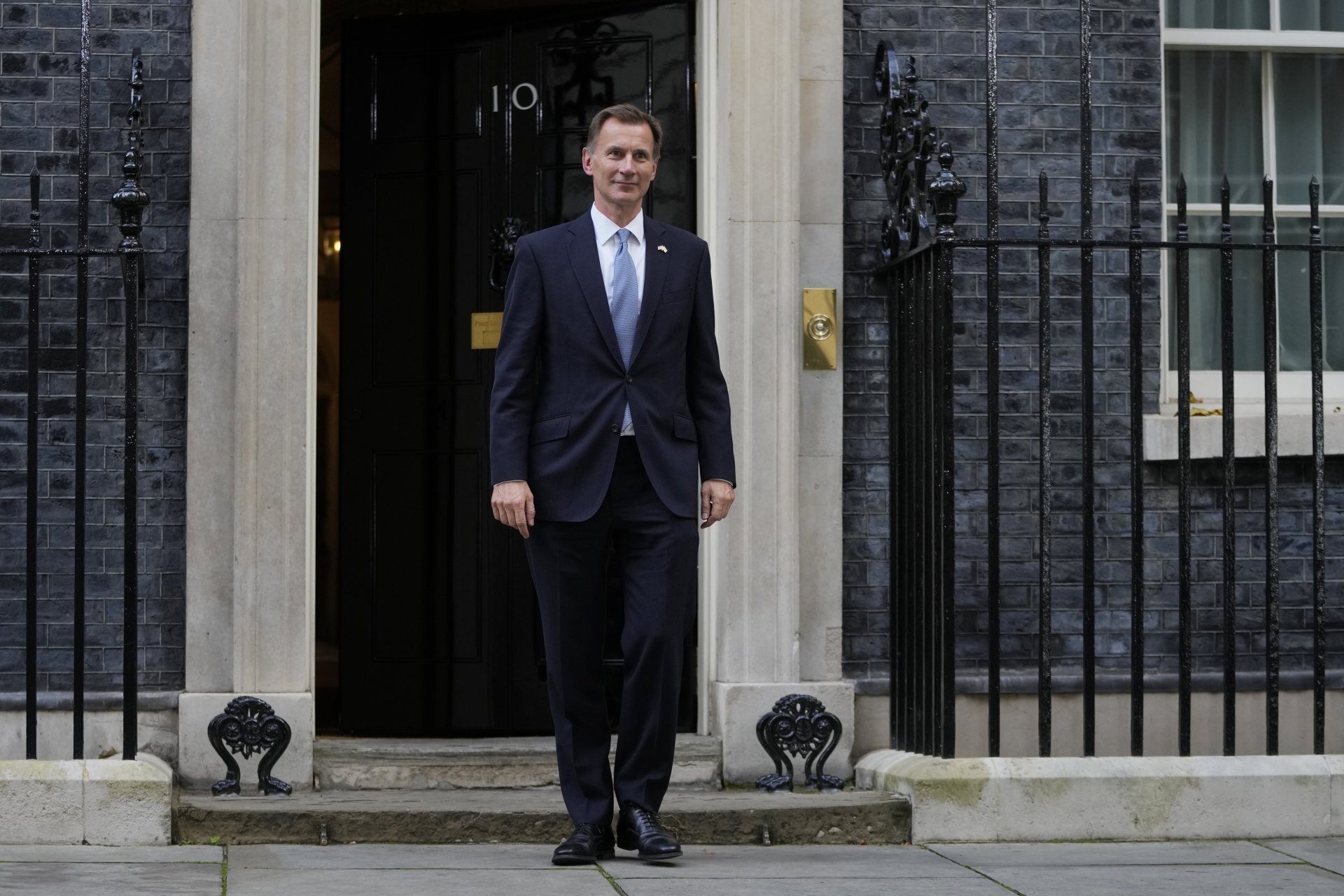 Финансовият министър на Великобритания Джереми Хънт припомни, че Брекзит е осигурил свободата за финансовите реформи