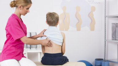 Голяма част от ортопедичните проблеми при децата са поправими, стига да се установяват навреме