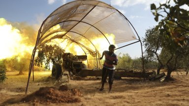 Най малко 27 души са загинали а поне 38 са ранени