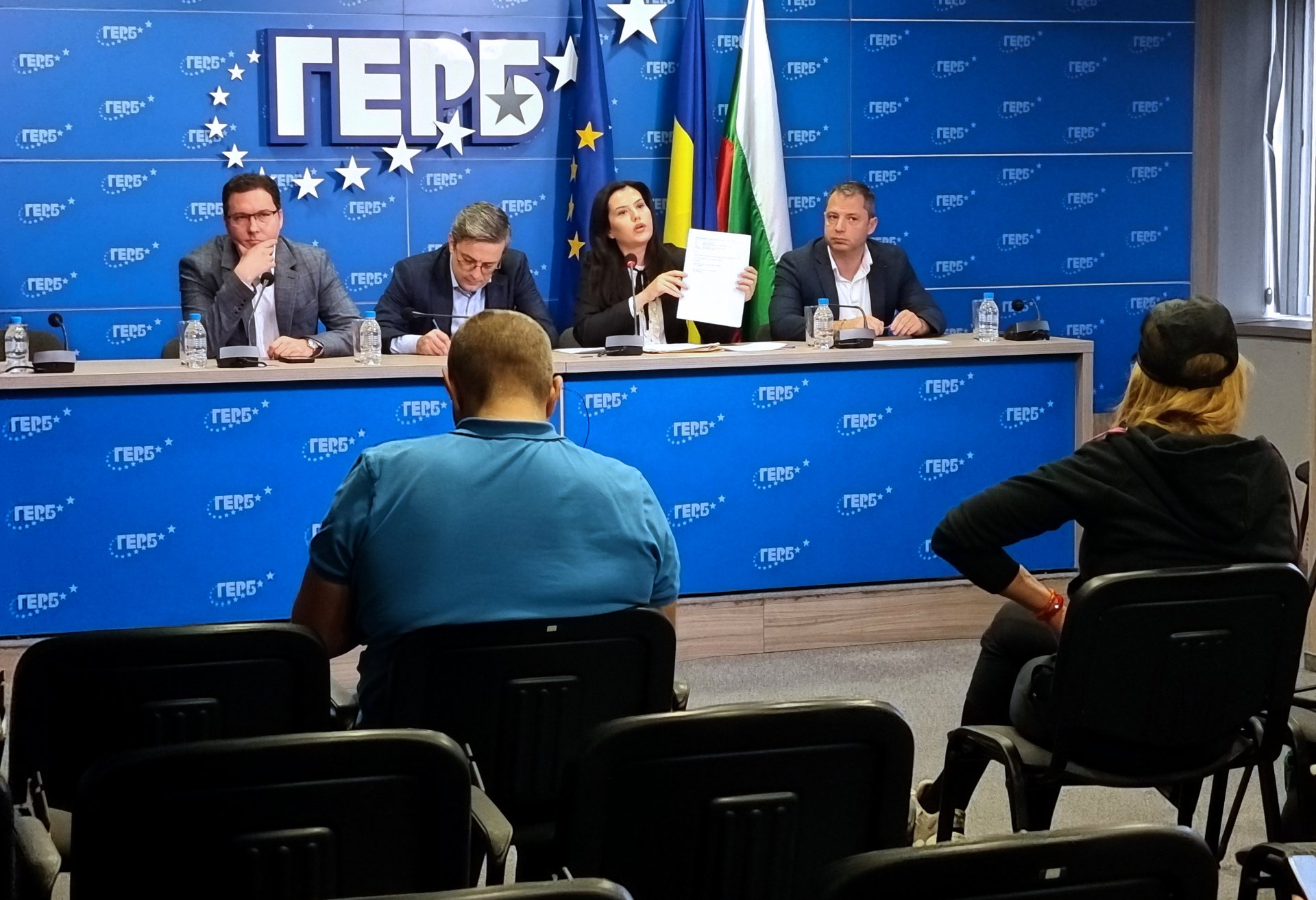 На пресконференцията на ГЕРБ беше засегната и темата "Гемкорп".От ляво надясно: Даниел Митов, Тома Биков, Десислава Трифонова, Делян Добрев