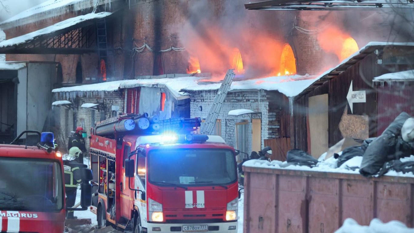 Седем загинали при голям пожар в центъра на Москва