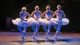 "Лешникотрошачката" и "Лебедово езеро" в VII Международен балетен форум - Варна 2022 