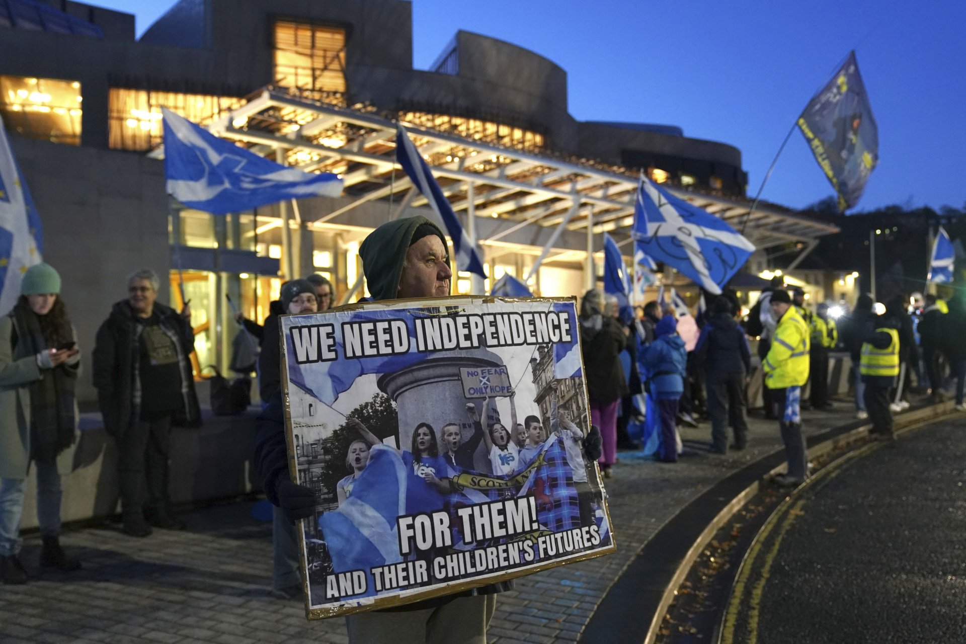 Протест в Единбург с искане за независимост и срещу съдебното решение