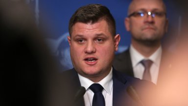 Народният представител Стоян Таслаков разказа за нападението на сина на
