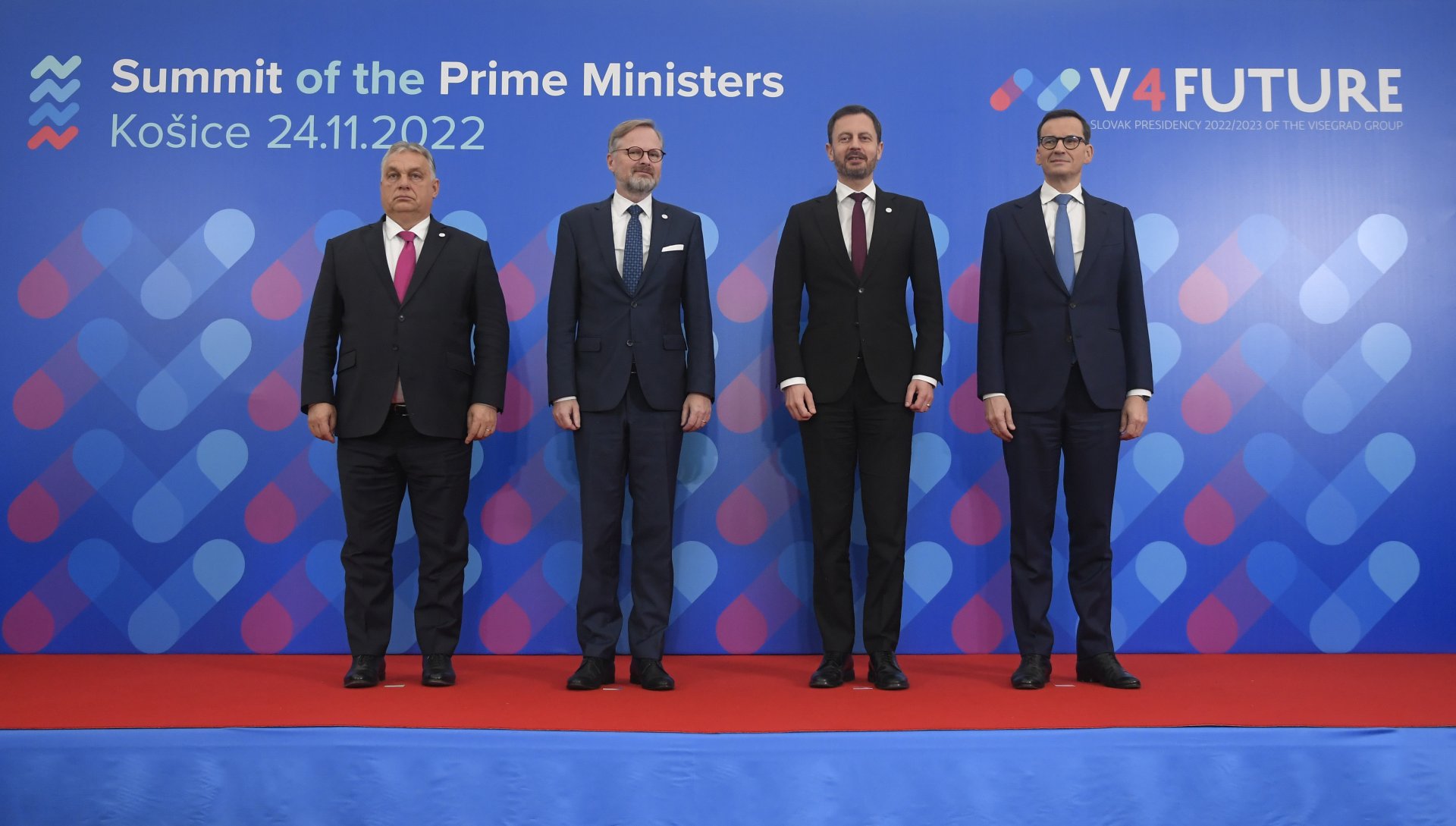 Премиерът на Унгария, Чехия, Словакия и Полша - Виктор Орбан, Петър Фиала, Едуард Хегер и Матеуш Моравецки