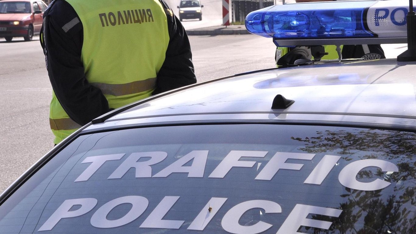 Двама ранени при челен удар на входа на Пловдив