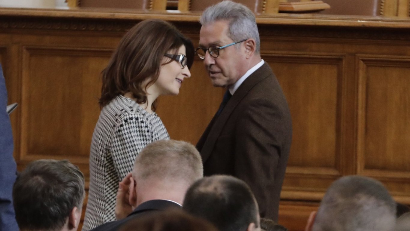 Депутатите: ЦИК няма методика за разпределянето на мандатите от МИР "Чужбина"