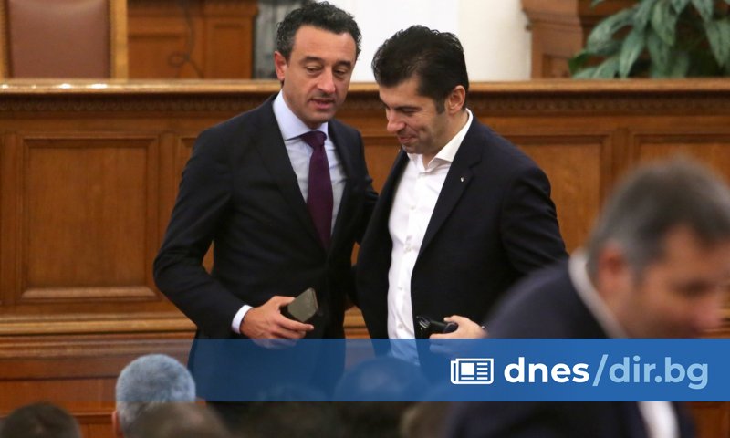 Според него националният празник е проблемна дата, защото нямаме ясно