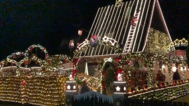 Обитателите на Коледната къща в северозападния германски град Делменхорст получиха