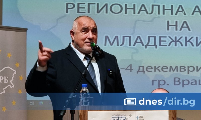 ГЕРБ има готовност с две имена за премиер в два