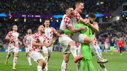 Хърватия мина като Хърватия сред последните 8 на Мондиала, дузпи разплакаха смелите японци