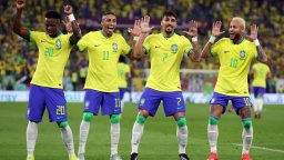 Бразилия се разтанцува и посипа златиста магия върху безпомощните корейци - 4:1