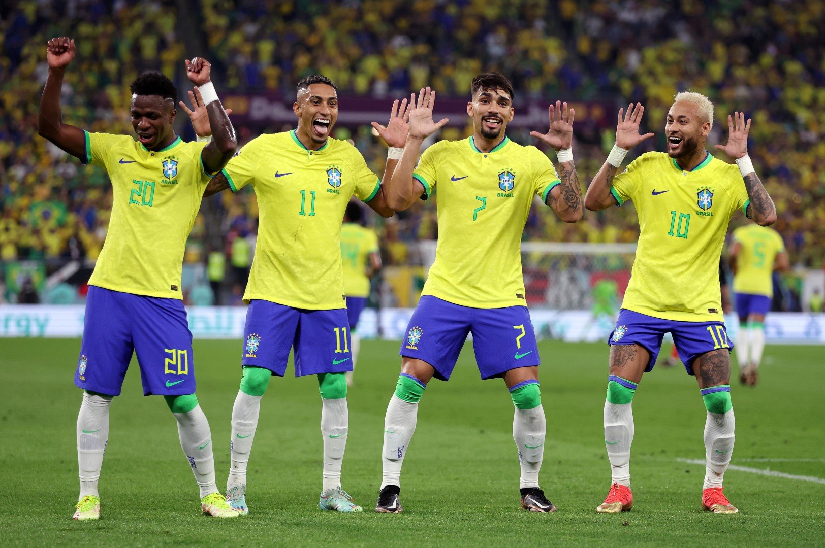 Танците на бразилците предизвикаха смесени реакции след много лесната победа над Южна Корея с 4;1, каквато се и очакваше.