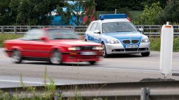  Австрия ще конфискува автомобили за висока скорост