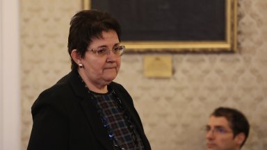 Kabinettet har bedt nasjonalforsamlingen om mer tid til å samle inn inntekter og gjøre utgifter
