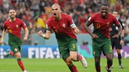 Моуриньо си избра колоритна фигура за помощник в Реал