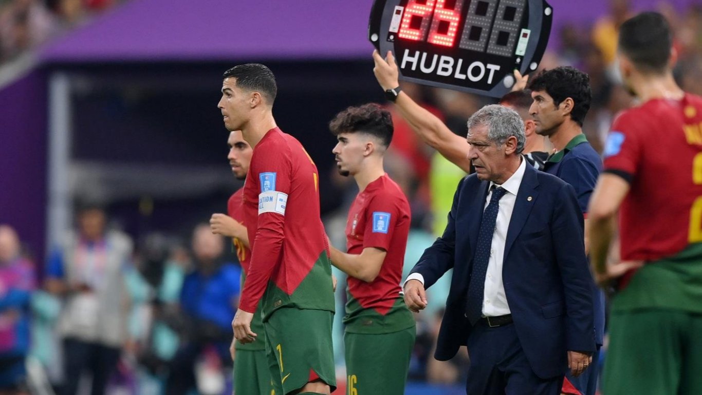 Треньорът на Португалия с интересни думи за реакцията на Роналдо и скандала в тима