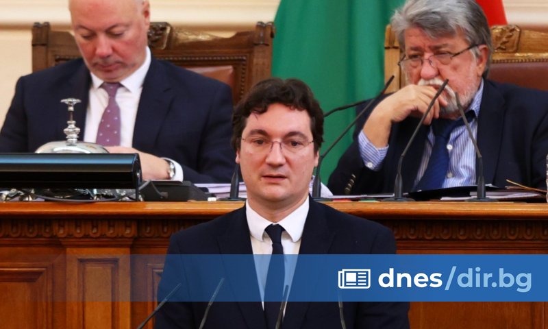 Машината е вече само украшение в нашия Изборен кодекс, а