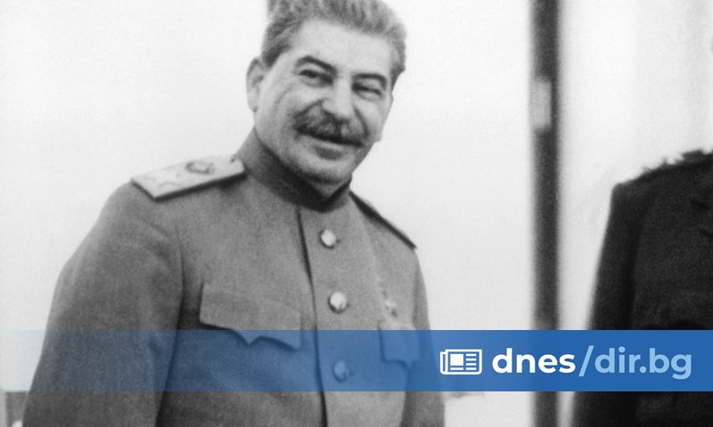 Паметник на съветския диктатор Йосиф Сталин бе монтиран на обществено място в