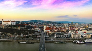 Пътуване до Братислава колкото нощувка във Велинград
