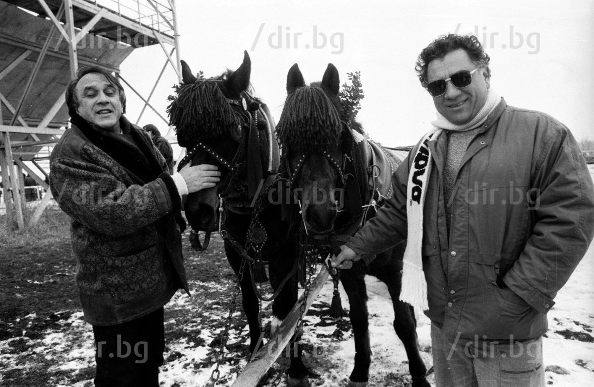 6 март 1993 г. На кушия на Тодоровден заедно с колегата си Захари Главчовски