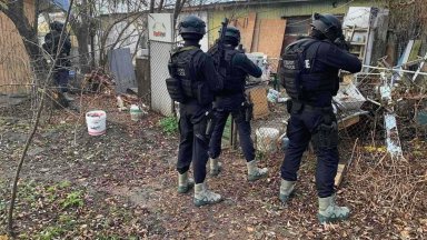 Втори ден продължава спецоперацията с кодово име Хавала насочена срещу нелегалната