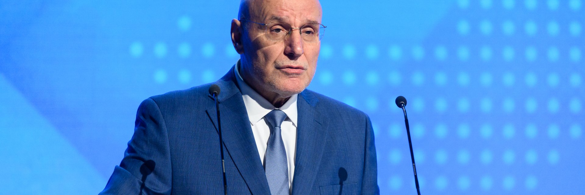 Димитър Радев: Единственият добър възможен изход от валутния борд е Еврозоната