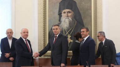 Кандидатът за министър председател проф Николай Габровски се срещна с представители