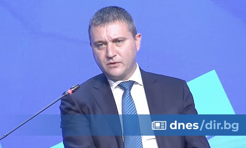 За предимствата от влизане в еврозоната може да се говори